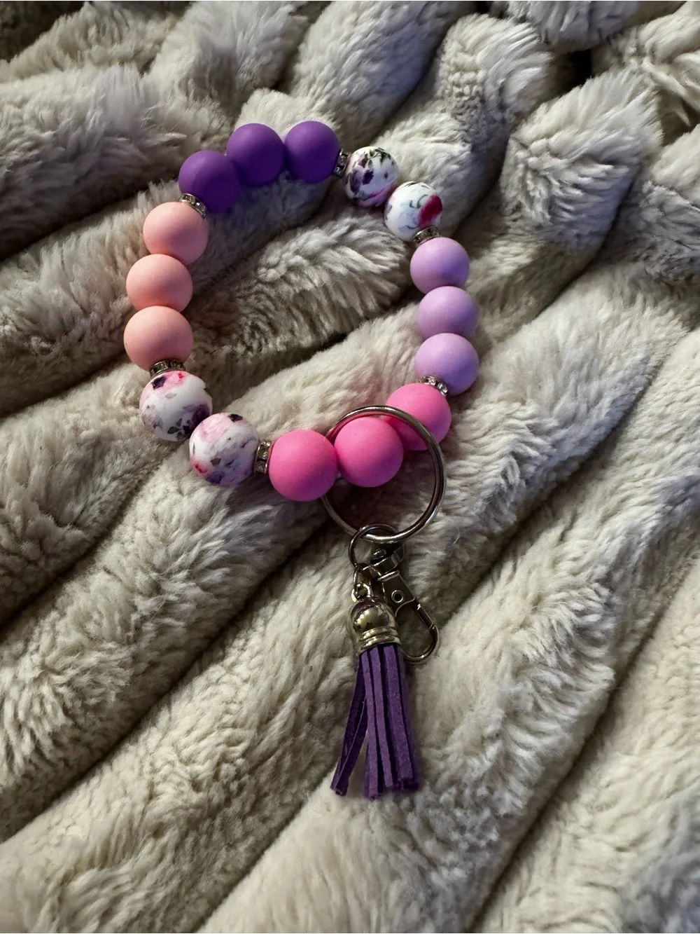 Beaded Wristlet Keychain & Daisy Keychain